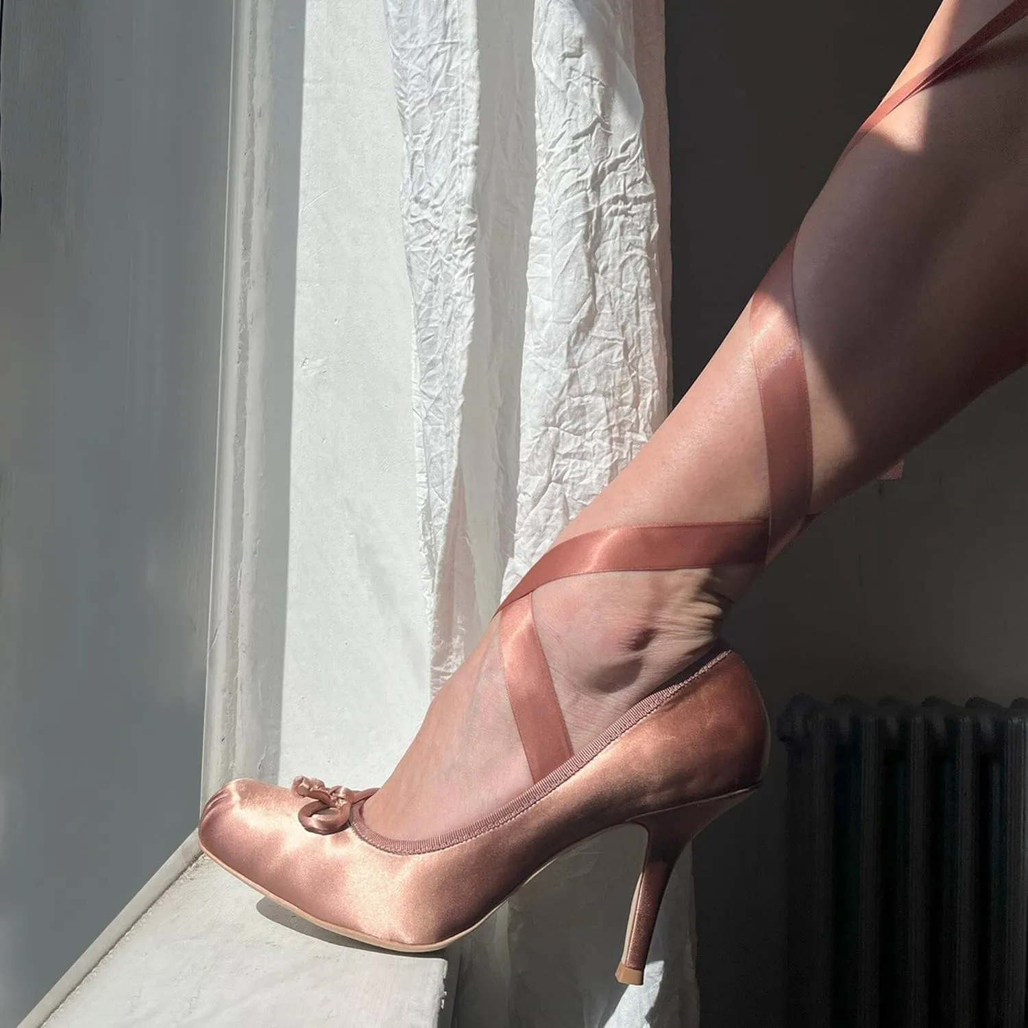 Ballet Heels for Women with Lace up Bows Closed Toe Mary Jane Heels Comfortable Square Toe Womens Ballerina Pumps Casual Dress Shoes for Women Dressy.