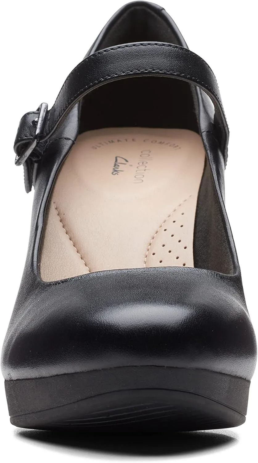 Clarks Women's Ambyr Shine Pump