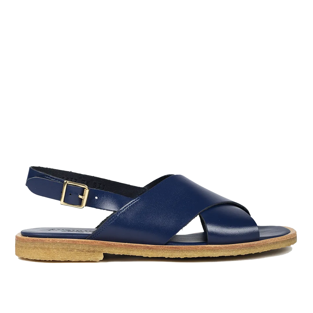 Classic cross sandal
