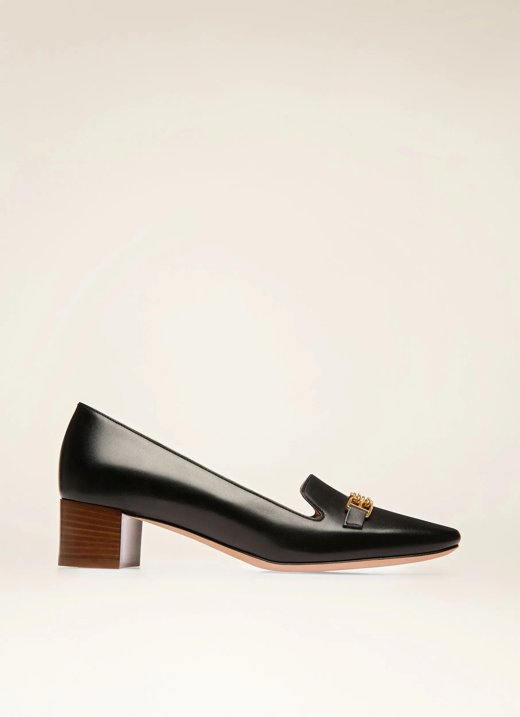 Dielle Leather Pumps In Black