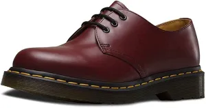 Dr. Martens Unisex 1461 Oxford,Cherry Red,6 F(M) UK / 7 D(M) US Men's / 8 B(M) US Women's
