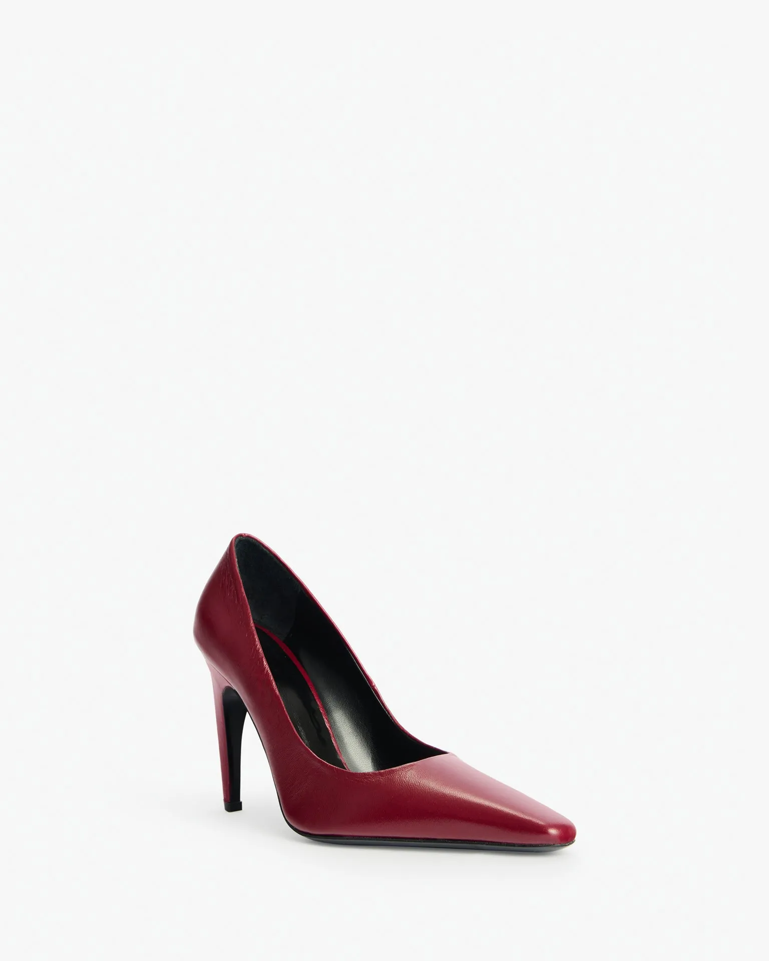 Fame Pump in Bordeaux Leather