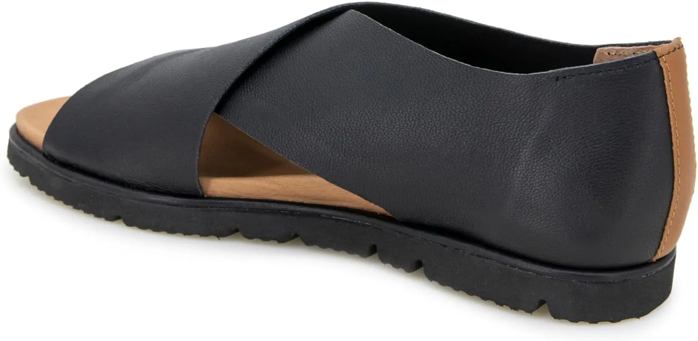Gentle Souls by Kenneth Cole Women's Leslie Sandal