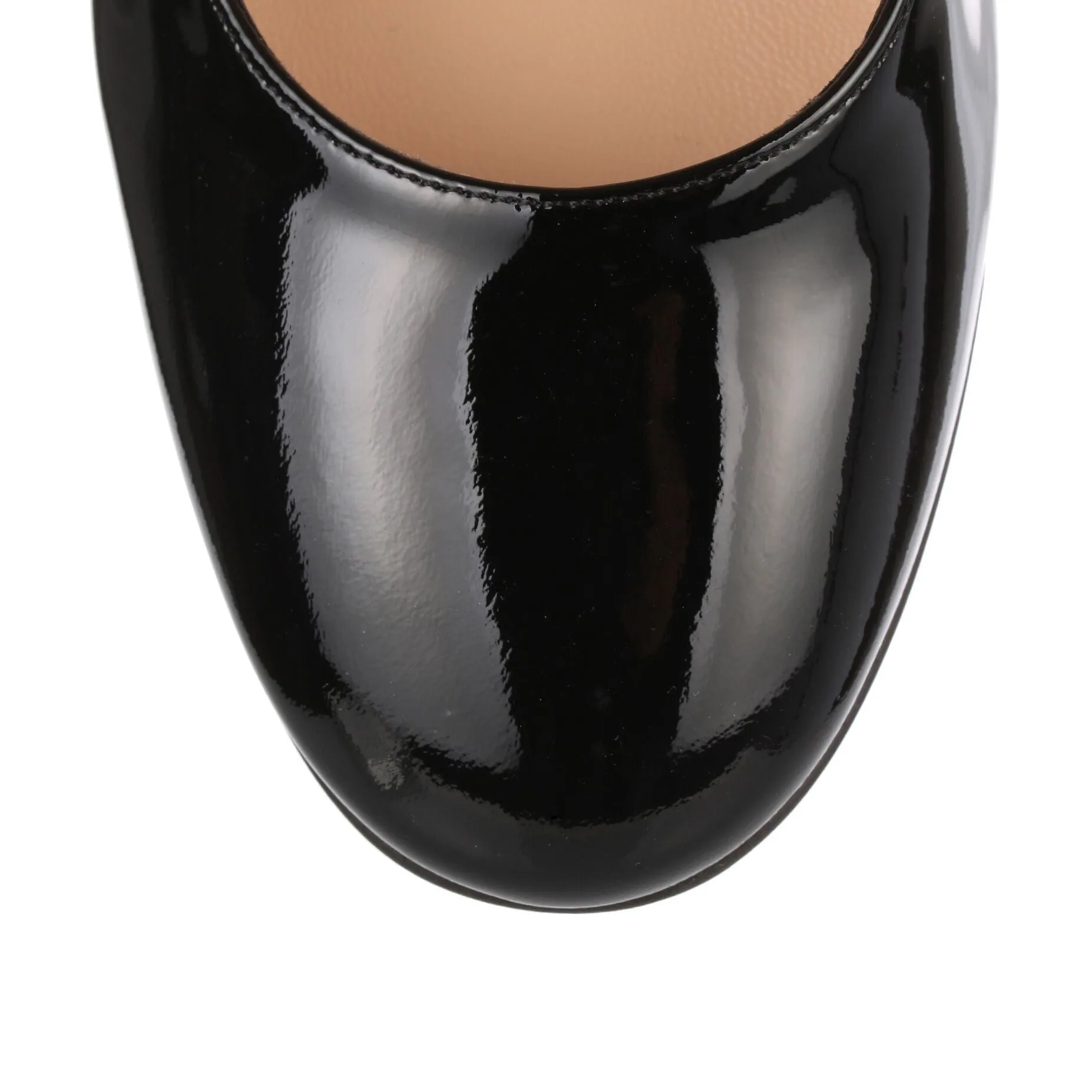 Lorraine black patent pump