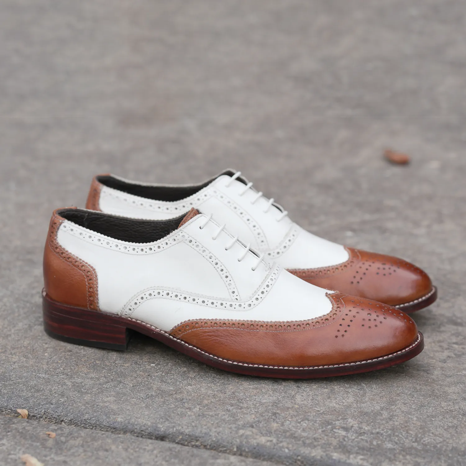 Men's Wingtip Brogue Lace-Up Full-Grain Leather Dress Shoes