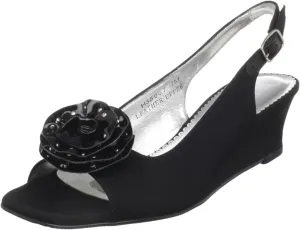 Rose Petals Women's Lela Silver Micropoints Pump 11 M (B)