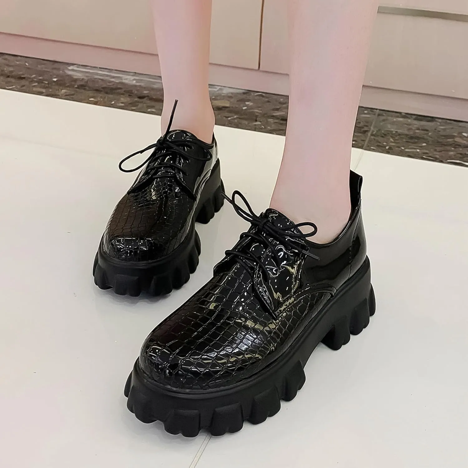 SHEMEE Women's Platform Oxfords Chunky Heels Loafer Lug Sole Lace Up Derby Shoes Comfort Business Work Office Dress Pumps