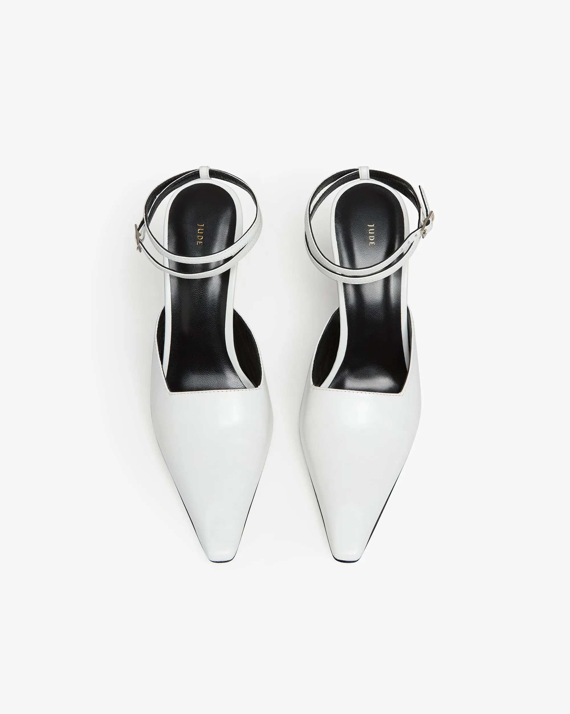 Sky Pump in White Brushed Leather