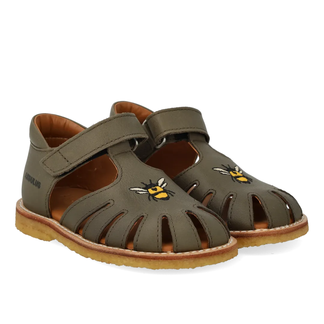 Starter sandal with bee embroidery