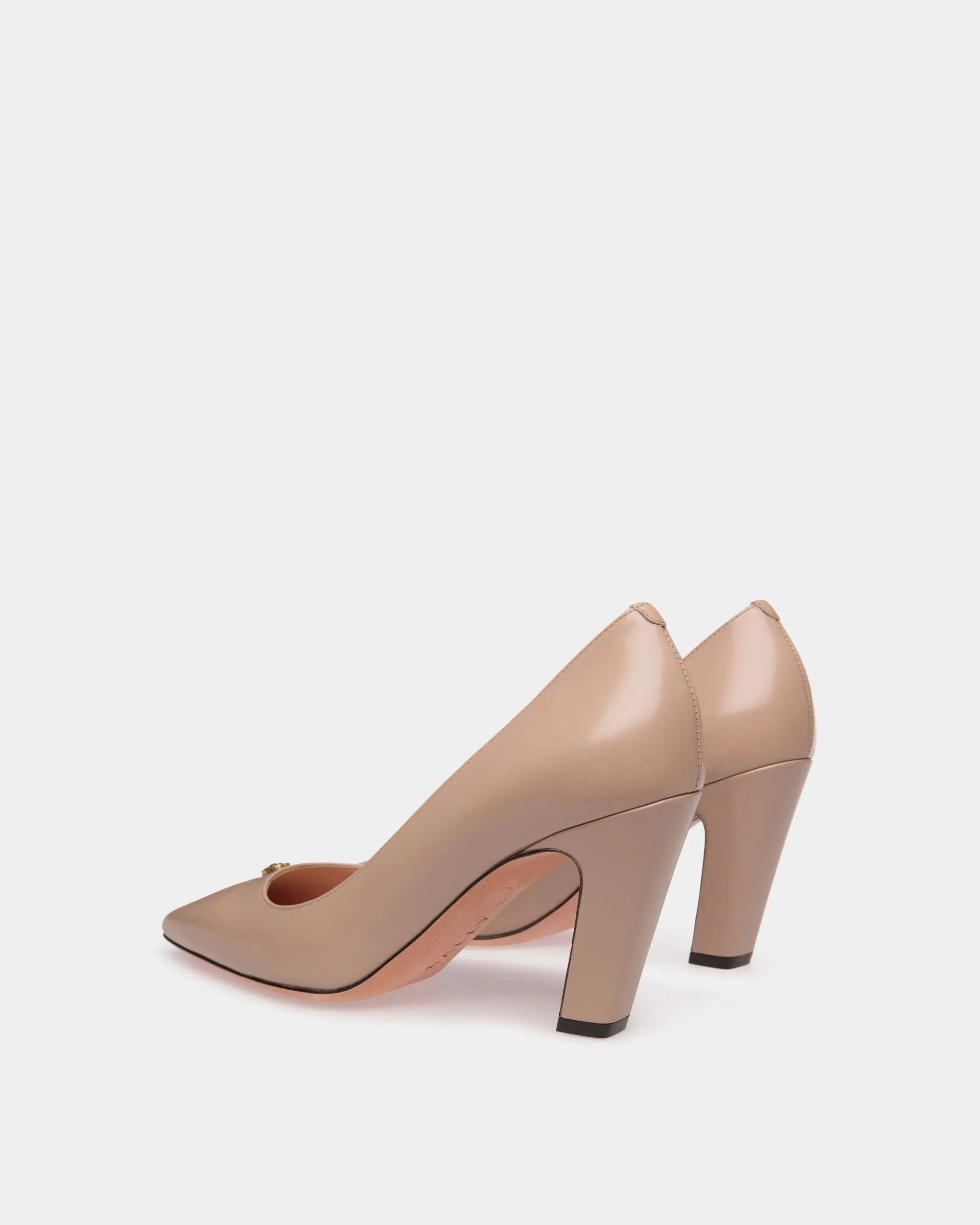 Sylt Pump In Light Beige Brushed Leather