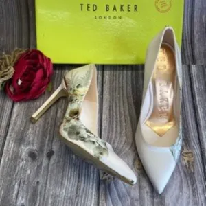 Ted Baker London Mwelni Pink Pointed Toe Pumps 40.5M