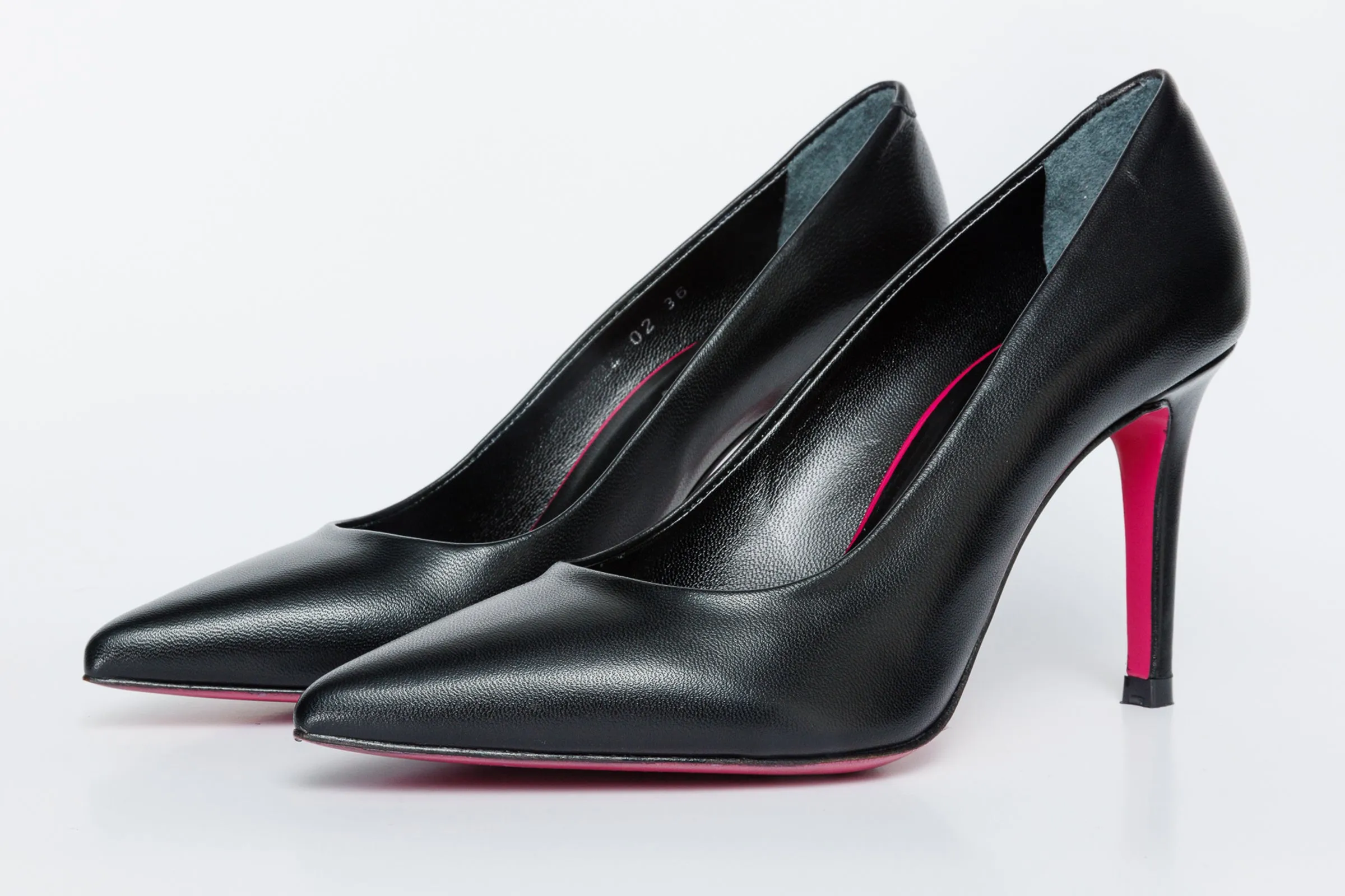 The Ege Black Leather Pump Fuchsia Sole Women Shoe