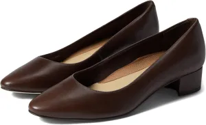 Walking Cradles Heidi Brown Leather 8.5 M (B)